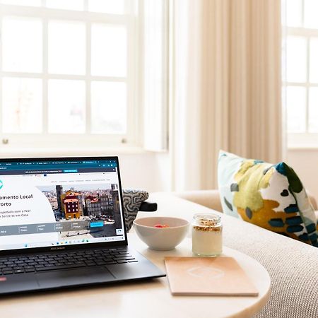 Feel Porto Clerigos Charm Flats Apartment Екстериор снимка