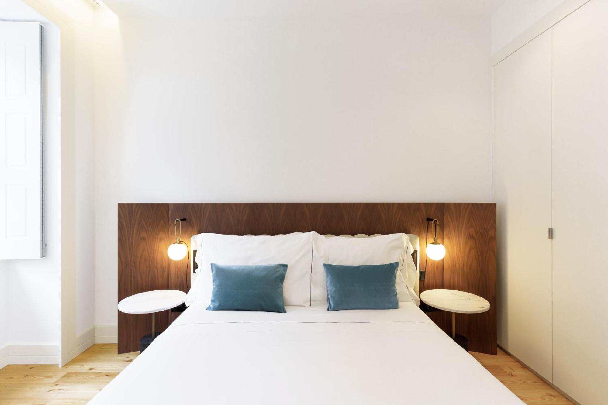 Feel Porto Clerigos Charm Flats Apartment Екстериор снимка
