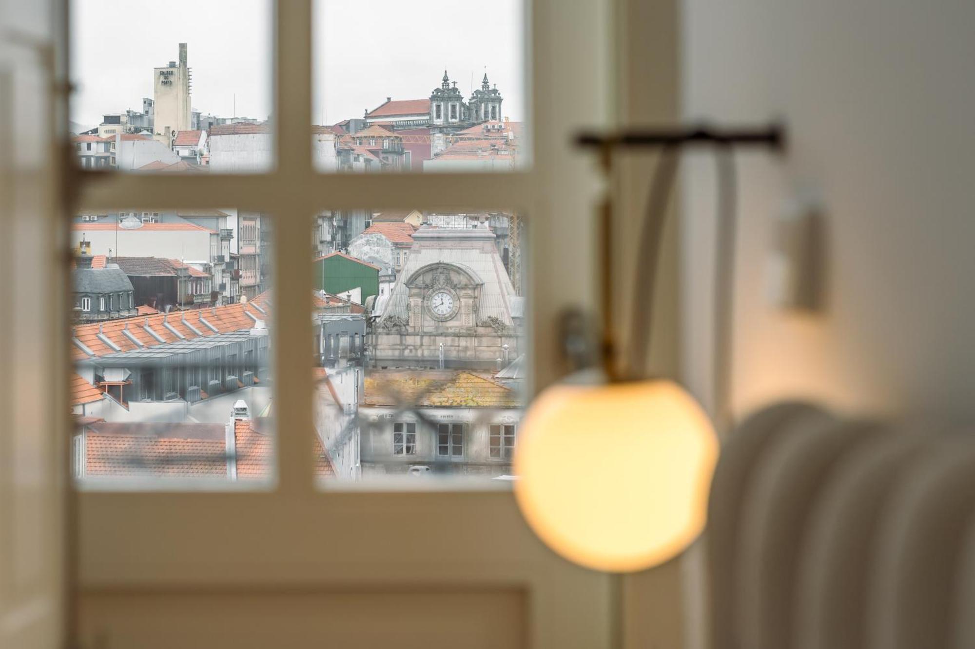 Feel Porto Clerigos Charm Flats Apartment Стая снимка