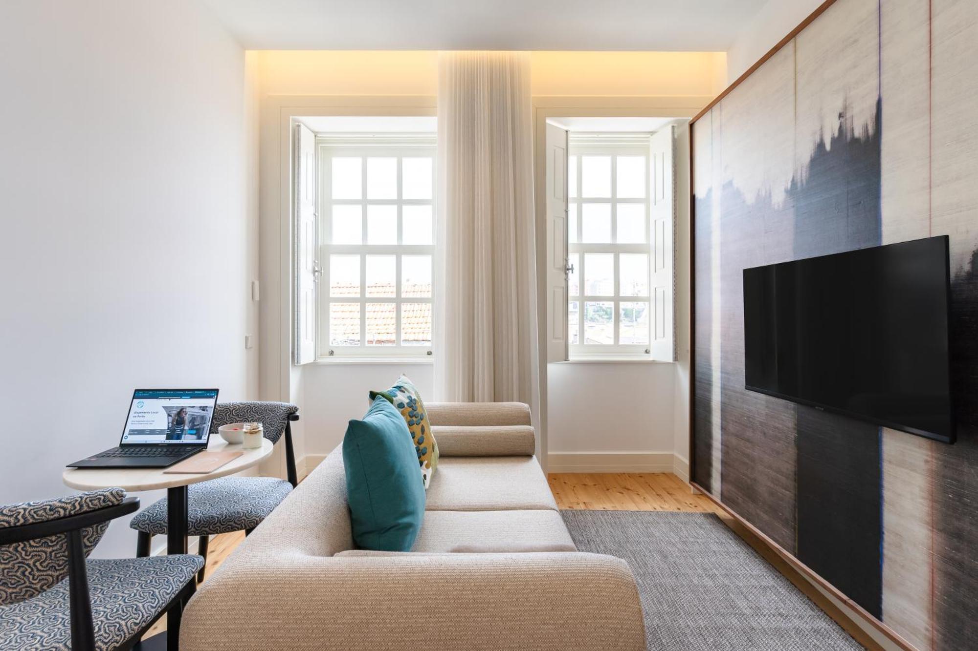 Feel Porto Clerigos Charm Flats Apartment Екстериор снимка