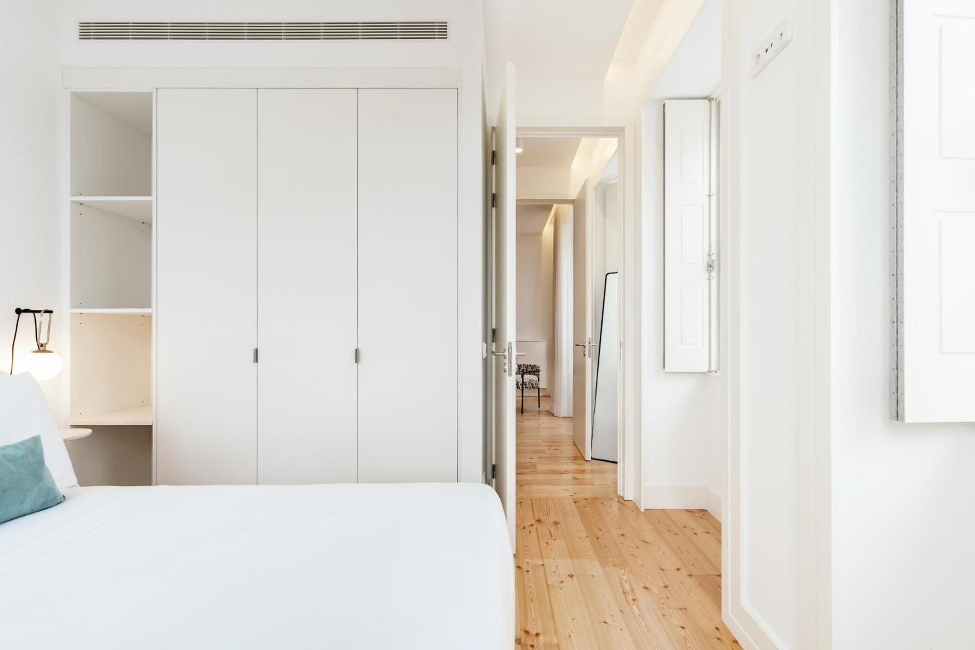 Feel Porto Clerigos Charm Flats Apartment Екстериор снимка