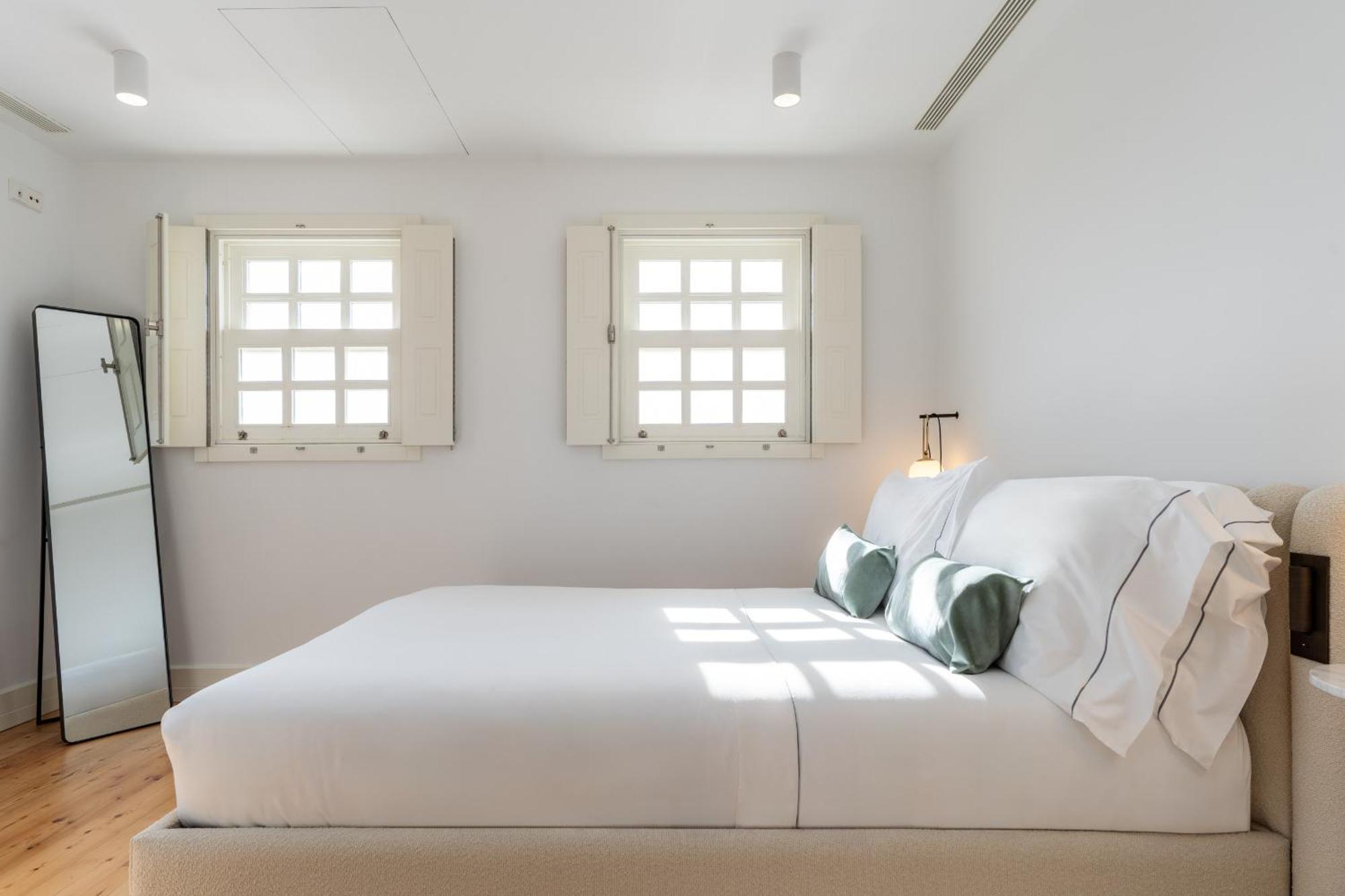 Feel Porto Clerigos Charm Flats Apartment Екстериор снимка