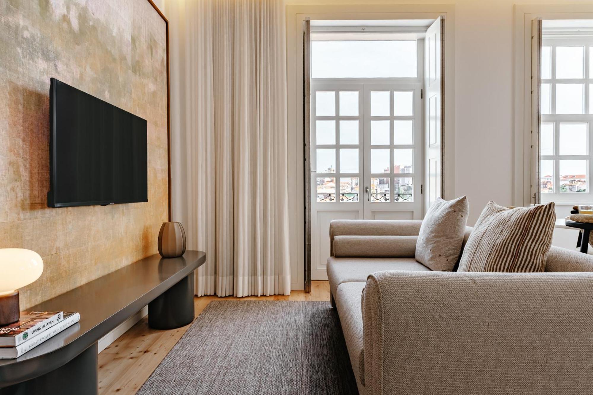 Feel Porto Clerigos Charm Flats Apartment Екстериор снимка