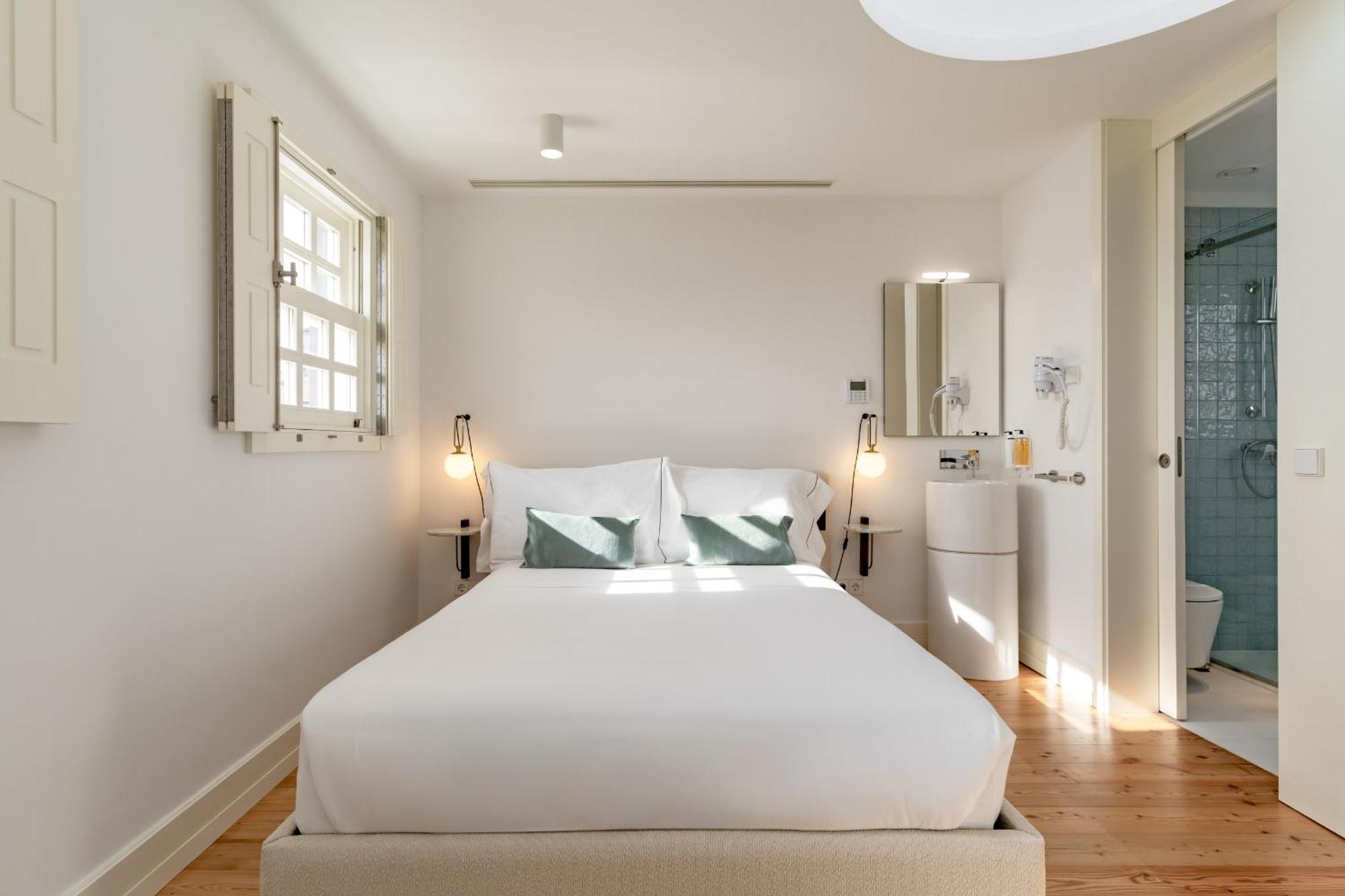 Feel Porto Clerigos Charm Flats Apartment Екстериор снимка